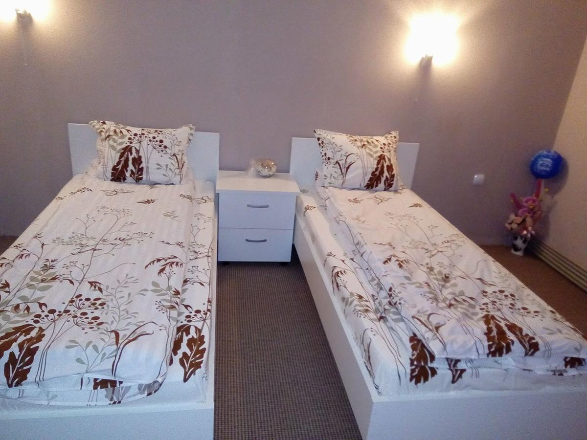 Bed and Breakfast Kafana "Kaj Zoki" Probistip Экстерьер фото